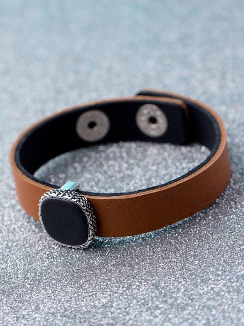 

Dare by Voylla Men Silver-Toned & Tan Leather Wraparound Bracelet