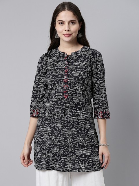 

ETIQUETTE Women Black & White Geometric Printed Kurta