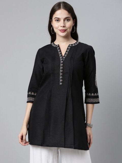 

ETIQUETTE Women Black Solid Thread Work Kurta