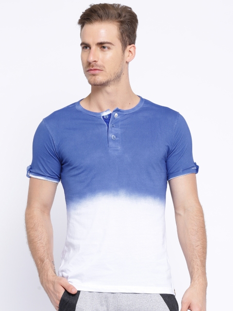 

Campus Sutra Blue Ombre-Dyed Henley T-shirt