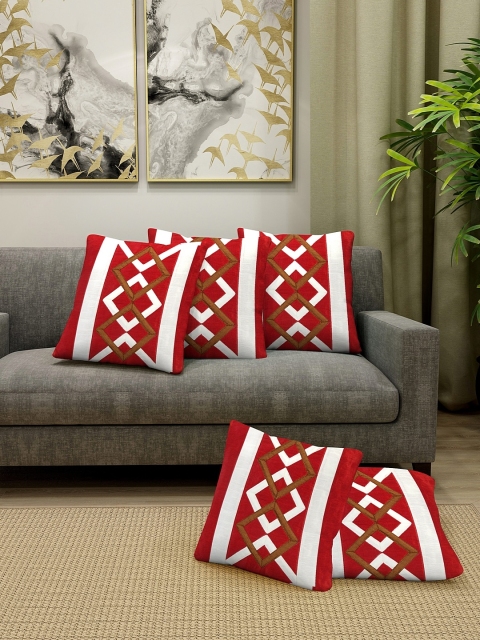 

DREAM WEAVERZ Red & White Set of 5 Geometric Square Cushion Covers