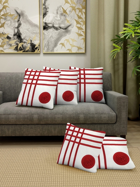 

DREAM WEAVERZ White & Maroon Set of 5 Embroidered Square Cushion Covers