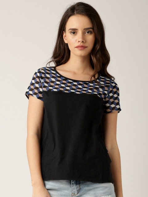 

DressBerry Black Printed Top