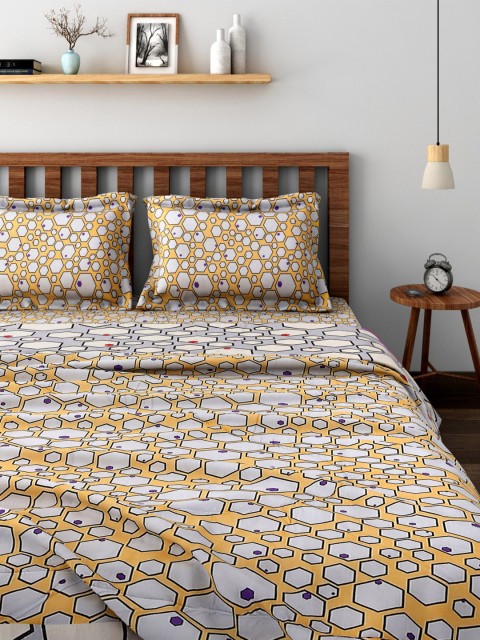 

BOMBAY DYEING Cream-Coloured & Grey Printed Bedding Set