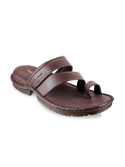 

Metro Men Brown Leather Comfort Sandals