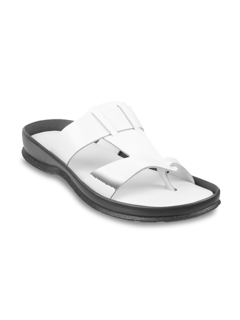 

Metro Men White & Black Comfort Sandals