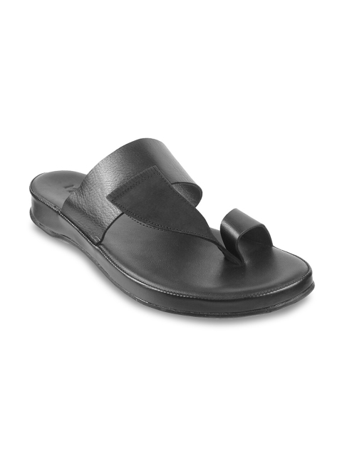 

Metro Men Black Leather Comfort Sandals