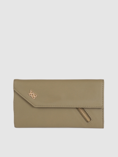 

Baggit Women Olive Green Solid LWXE RAINED E DIEGO Two Fold Wallet