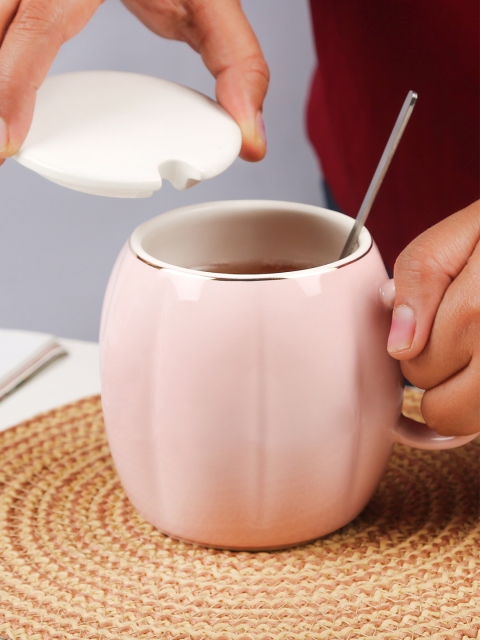 

Bigsmall Pink Textured Ceramic Mug With Lid & Spoon