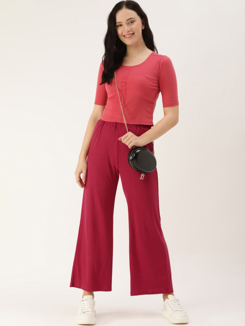 

DressBerry Women Red Solid Cropped Parallel Trousers
