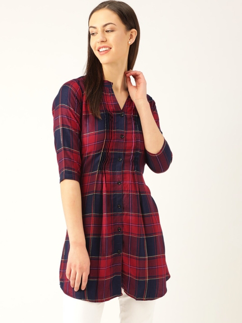 

One Femme Women Navy Blue & Red Checked Tunic