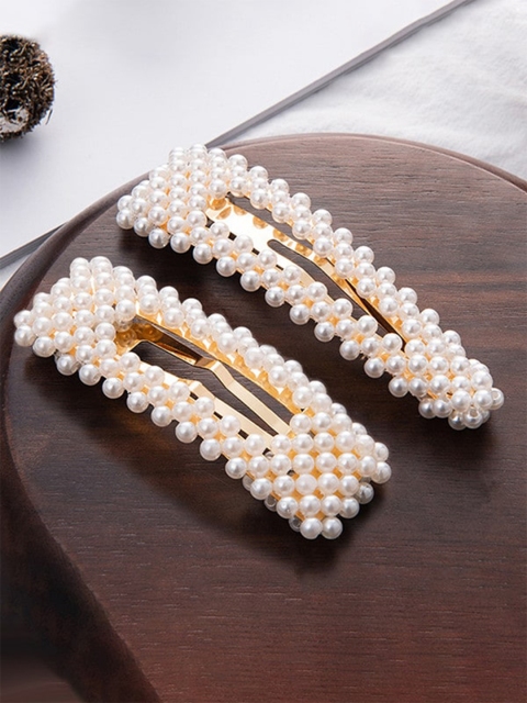 

OOMPH White & Gold-Toned Set of 2 Beaded Tic Tac Hair Clip