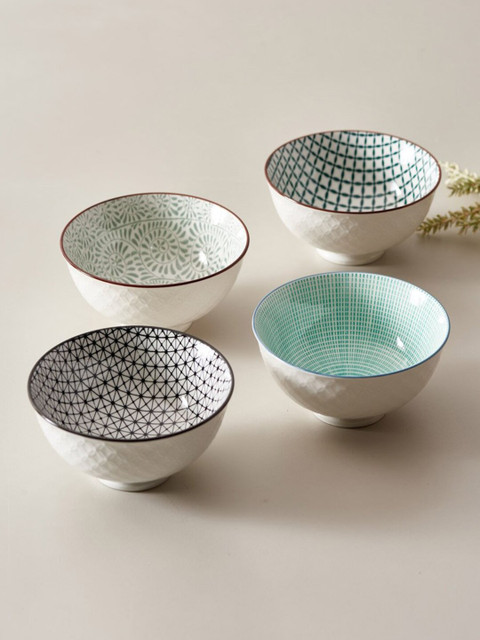 

THEDECORKART White & Black Set of 4 Ceramic Bowls