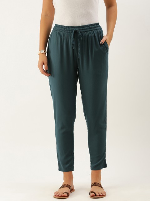 

AMUKTI Women Green Solid Pyjama