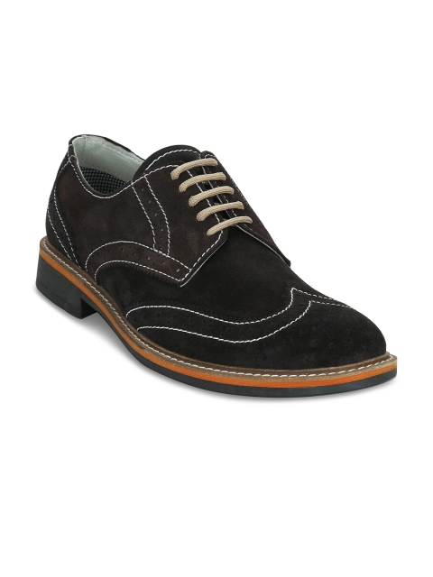 

Get Glamr Men Brown Suede Derbys