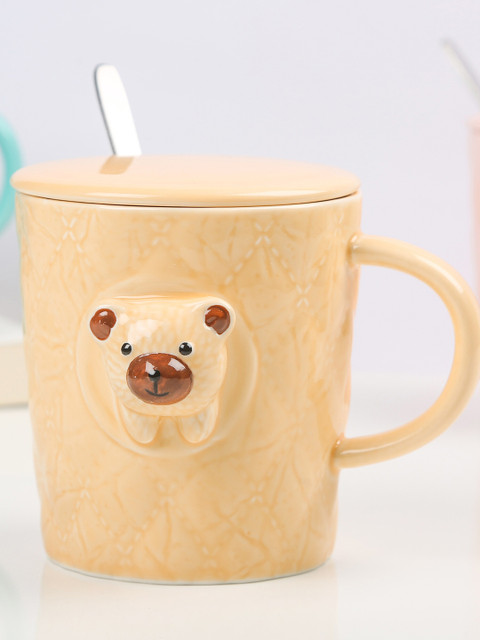 

Bigsmall Beige Textured Ceramic Mug with Lid & Spoon