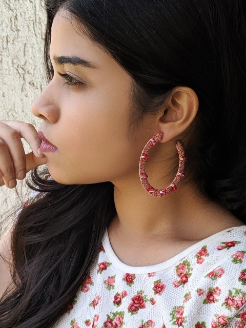 

Foxy Sperks Red Circular Hoop Earrings