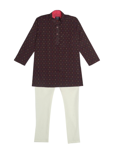 

NEUDIS Boys Brown & Off-White Self Design Kurta with Churidar