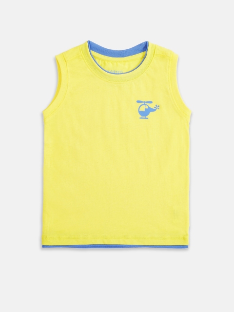 

Pantaloons Baby Boys Yellow Solid Round Neck T-shirt