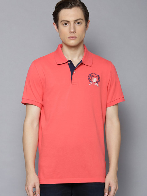 

GANT Men Pink Solid Polo Collar T-shirt