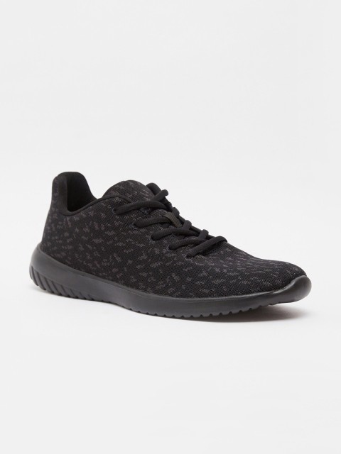 

shoexpress Men Black Printed Lace-Up Running Shoes