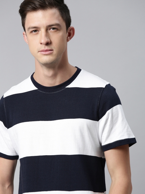

Roadster Men Black White Colourblocked Pure Cotton T-shirt