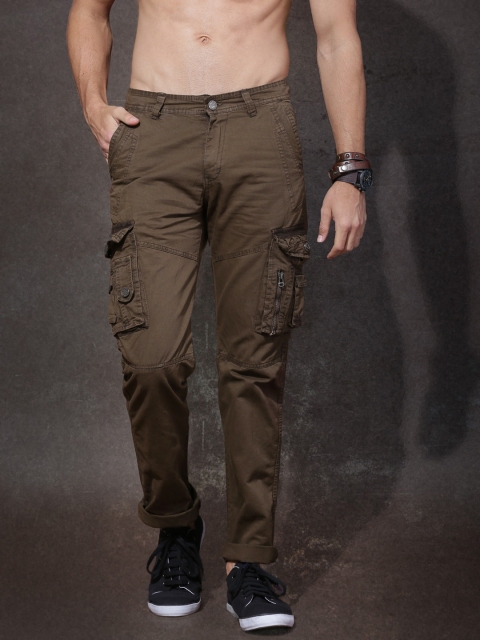 

Roadster Men Brown Solid Slim Fit Trousers