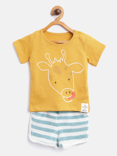 

Marks & Spencer Kids Mustard Yellow & White Giraffe Print Cotton T-shirt & Striped Shorts