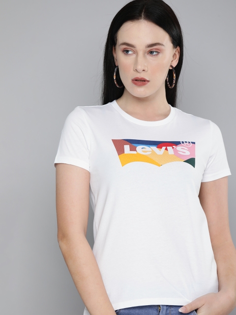 

Levis Women White Brand Logo Printed Sustainable Pure Cotton T-shirt