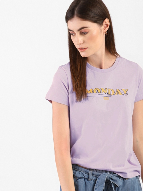 

Levis Women Violet Typography Printed Sustainable Pure Cotton T-shirt