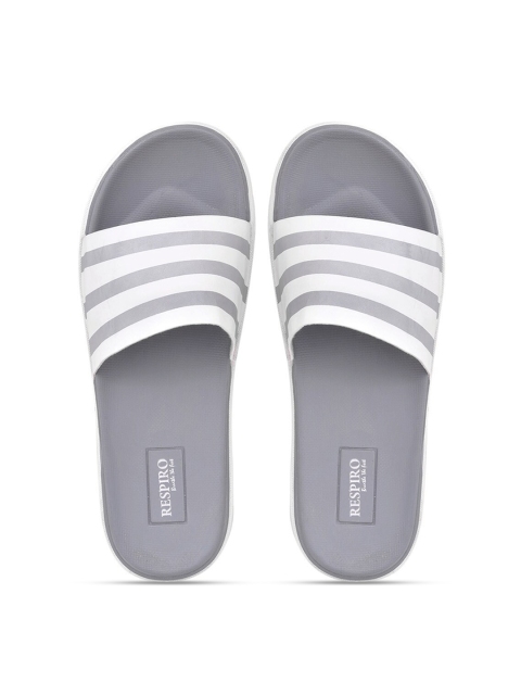 

Respiro Men White & Grey Comfort Sandals