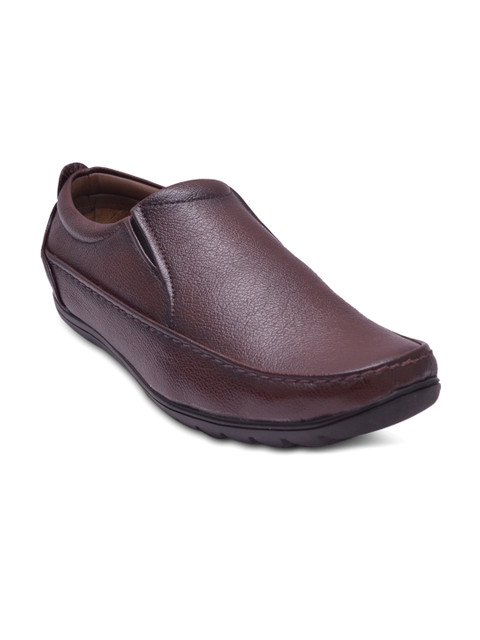 

Sir Corbett Men Brown Semiformal Shoes