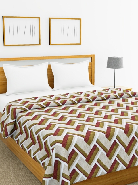

BIANCA Grey & Olive Green Geometric AC Room 300 GSM Double Bed Blanket