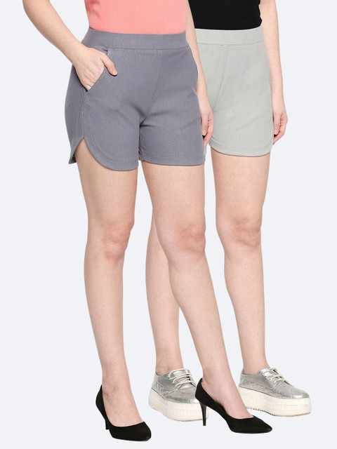 

inocenCia Women Pack of 2 Solid Grey & Green Stretchable Regular Shorts