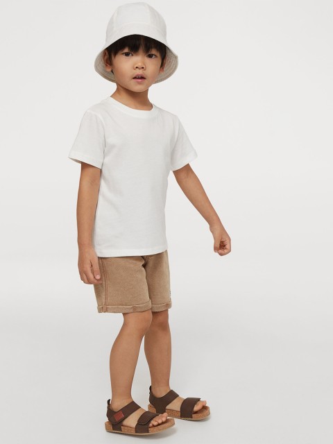 

H&M Boys Beige Sweatshirt Shorts