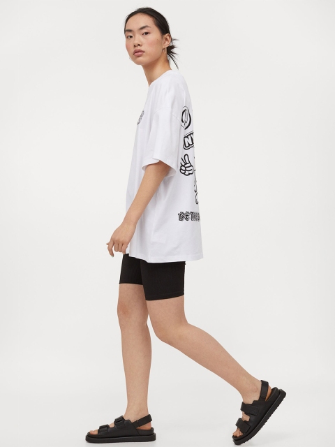 

H&M Women White & Black Cotton Oversized Printed T-shirt