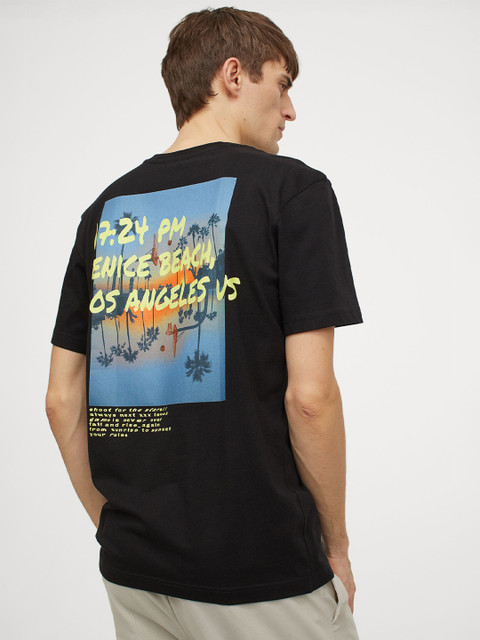 

H&M Men Black & Blue Cotton Printed T-shirt