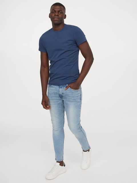 

H&M Men Blue Cotton Round-Neck T-shirt Muscle Fit