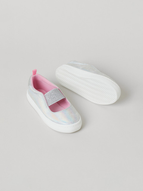 

H&M Girls Silver-Toned Shimmering Trainers
