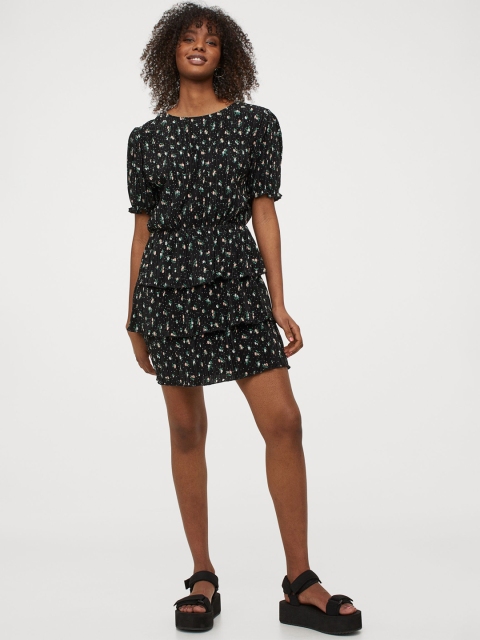 

H&M Women Black Printed Pleated Dress