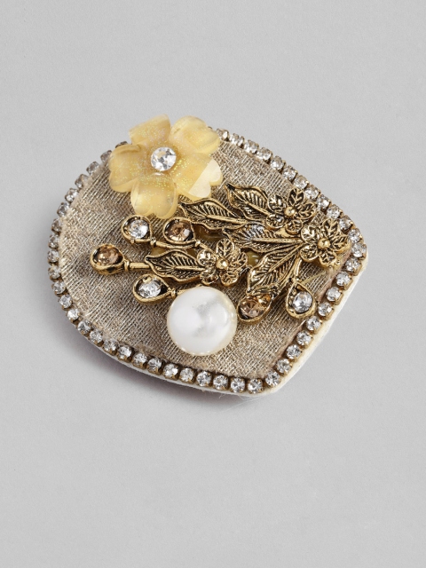 

AccessHer Women Gold-Toned & White Stone-Studded Handcrafted Enamelled Brooch