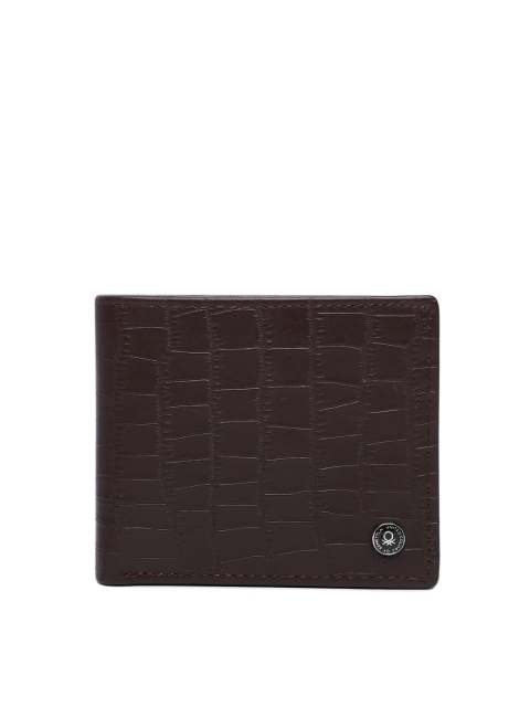 

United Colors of Benetton Men Brown Textured Leather Two Fold Wallet