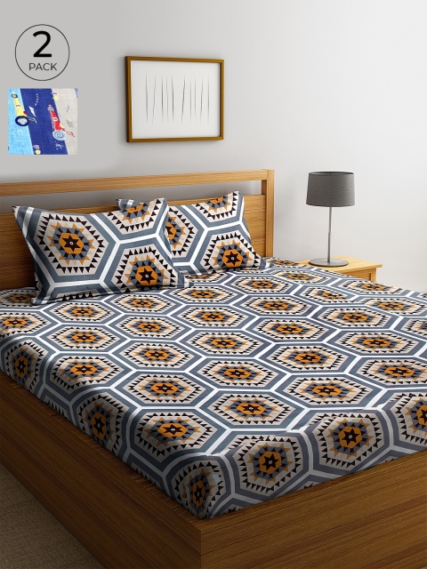 

KLOTTHE White & Blue Geometric 210 TC Cotton 2 King Bedsheet with 4 Pillow Covers