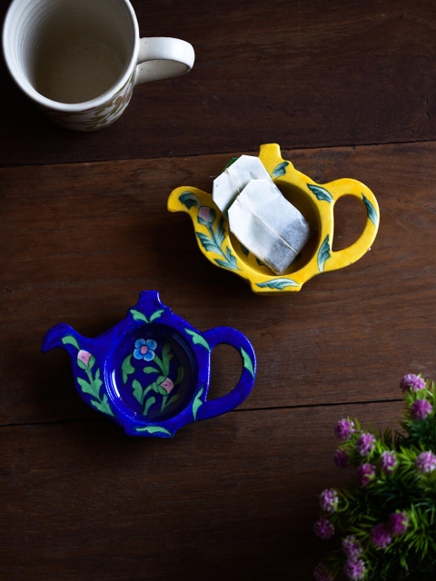 

Neerja Blue & Yellow Printed 2-Pieces Ceramic Tea Bag Holder Set