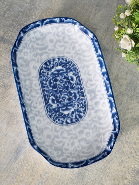 

Neerja White Ceramic Platter
