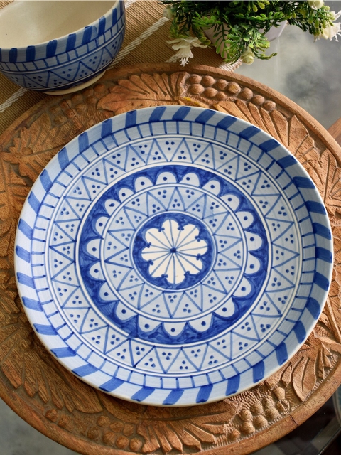 

Neerja White Printed Plate