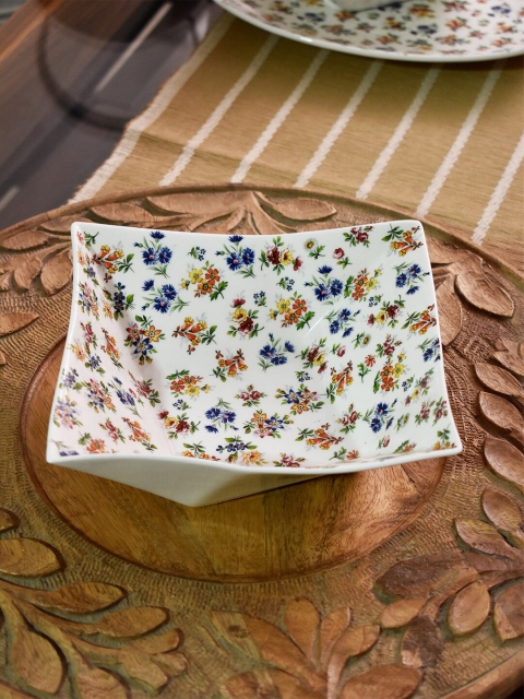 

Neerja Unisex White Printed Bowl