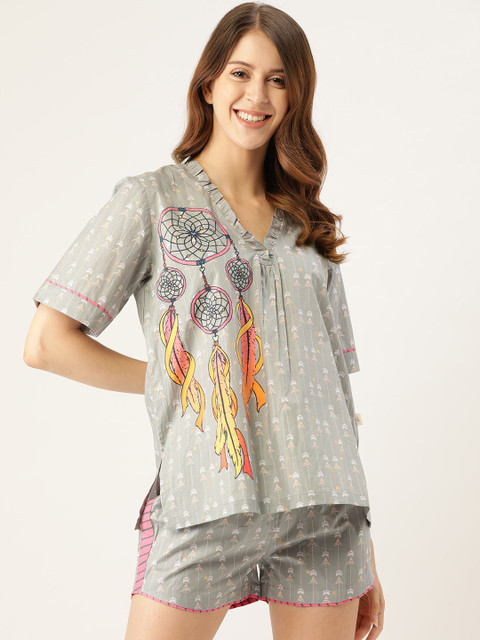 

DREAMSS BY SHILPA SHETTY Women Grey & White Dreamcatcher Print Night suit