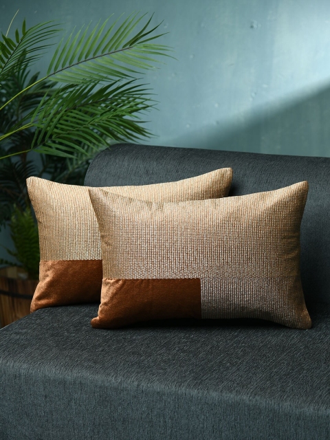 

AMOROSA Gold-Toned & Brown Set of 2 Colourblocked Velvet Rectangle Cushion Covers
