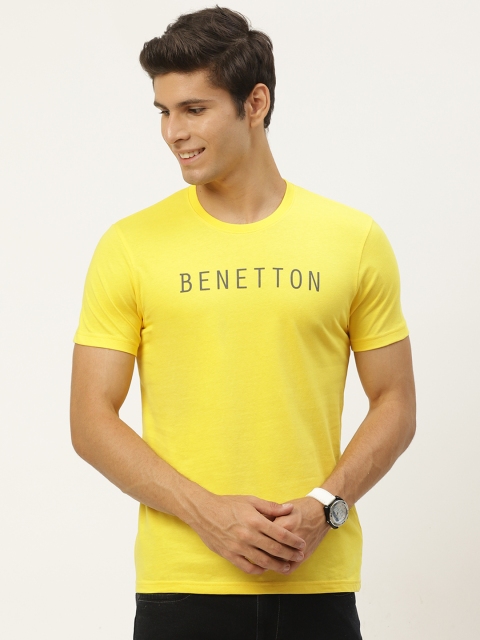 

United Colors of Benetton Men Yellow Brand Logo Printed T-shirt
